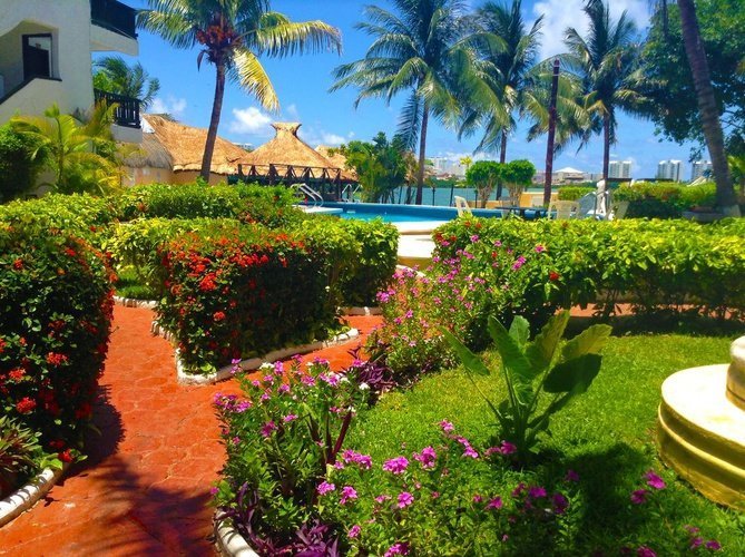 Jardim Hotel Faranda Imperial Laguna Cancún