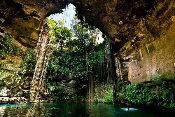 Sabes que es un Cenote? Cancún Sabes que es un Cenote? Hotel Imperial Laguna Faranda Cancún Cancún